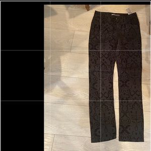 Levi’s Mid Rise Skinny